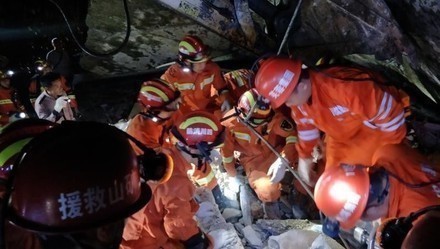 液體硅膠廠家心系地震災(zāi)區(qū)，祈禱平安